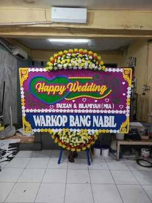 Papan Bunga di Kelapa Dua Wetan
